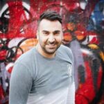 دانلود آهنگ هامون به نام بابا بخند غماتو ولش کن دانلود آهنگ هامون به نام بابا بخند غماتو ولش کن