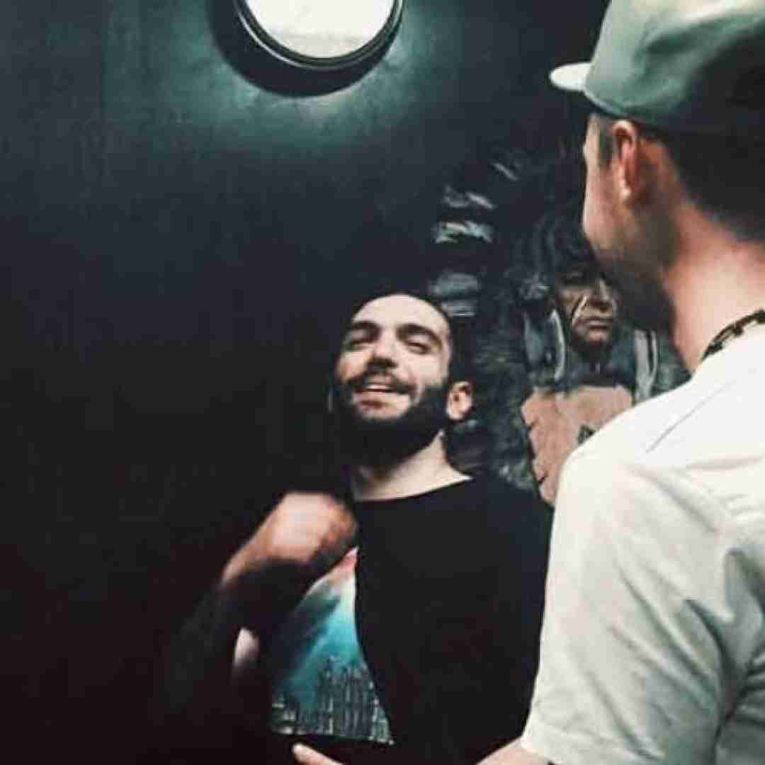 سینا ساعی و حصین و شایع به ما میگن ستون