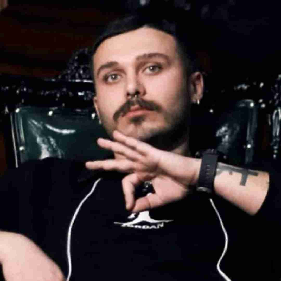 امیر انقلاب تراپیست