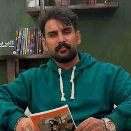 بهنام کمالوند بازیگوش