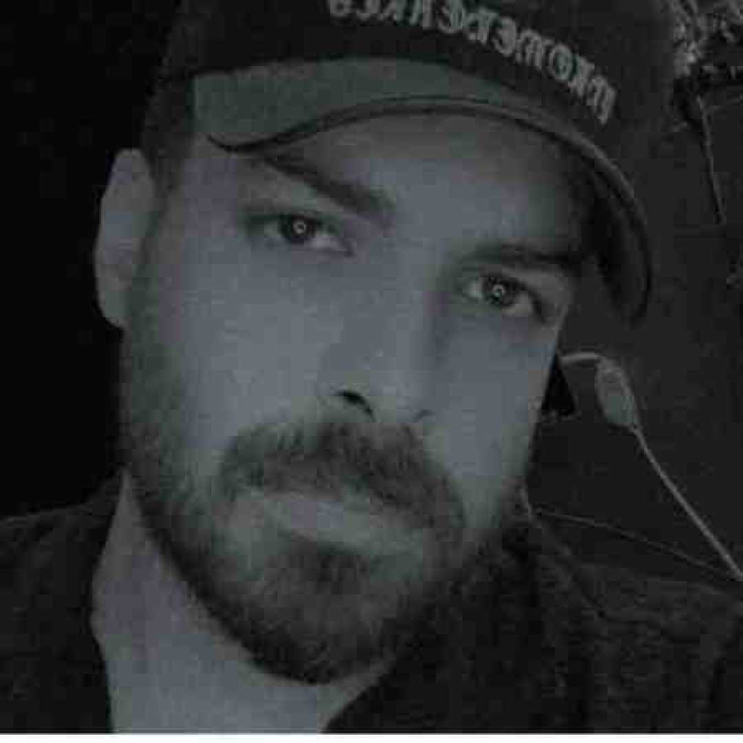 شاهان  گونه هام خشکیده شد کاری بکن